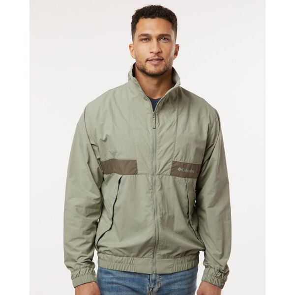 Men's Spire Valley™ Windbreaker Thumbnail